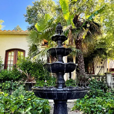 The Guest House Tropical Villa Hi